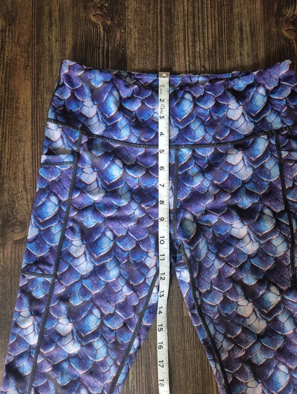 Constantly Varied Gear Mermaid Fish Scales Bra And Leggings Set Medium Large - Picture 5 of 6